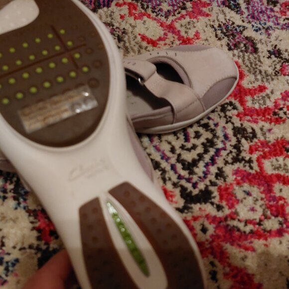 Clarks - Picture 5 of 6